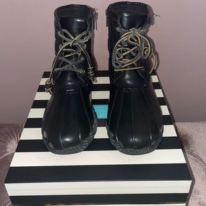 Steve Madden Tillis Duck Booties